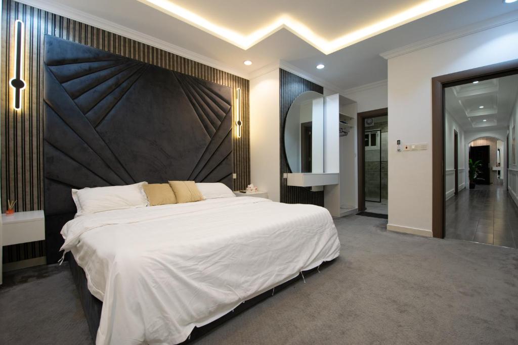 En eller flere senge i et værelse på سكون للوحدات السكنيه