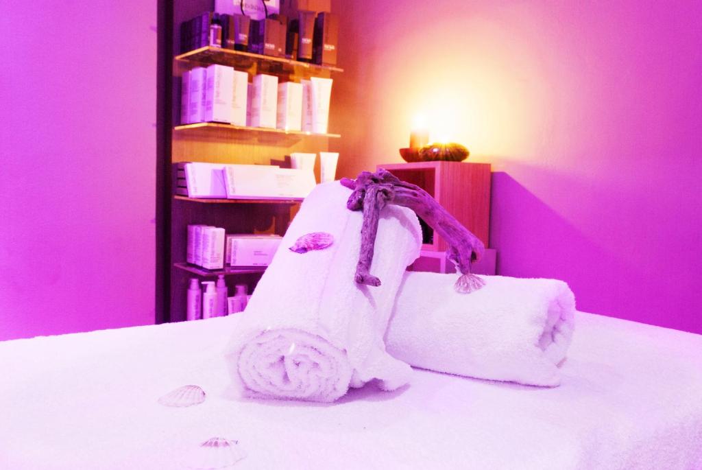 Sina De La Ville - Resim 3