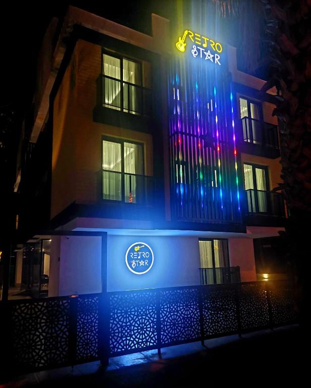 Budova, kde se aparthotel nachází