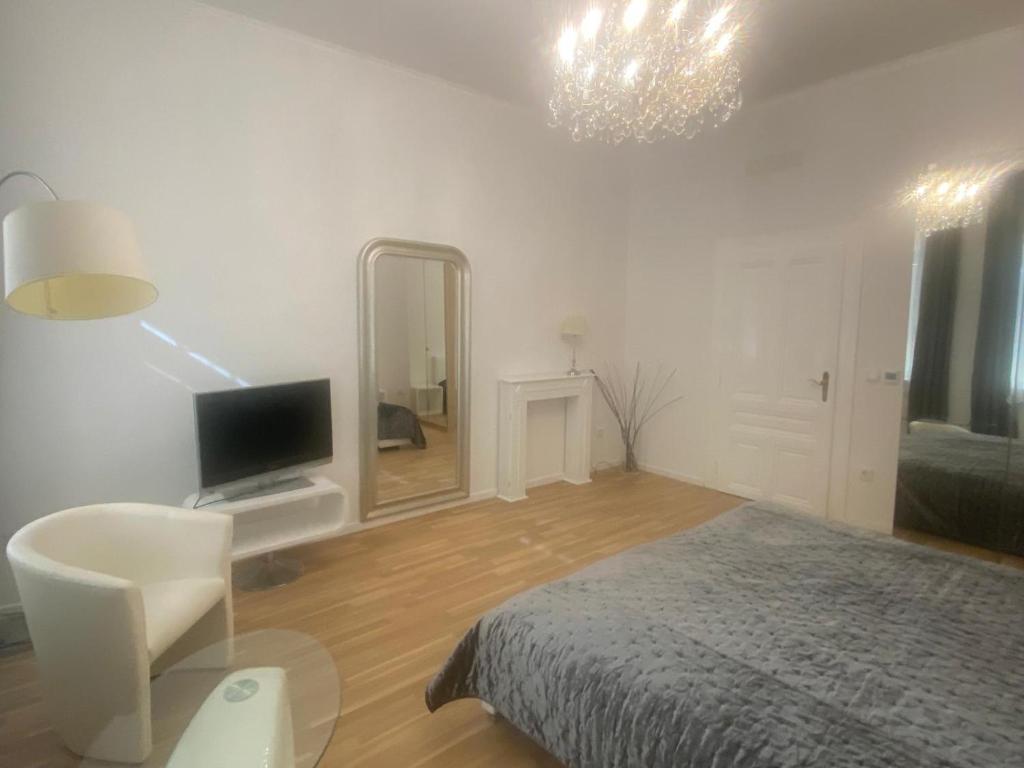 Vienna Luxury Dream Home - 9