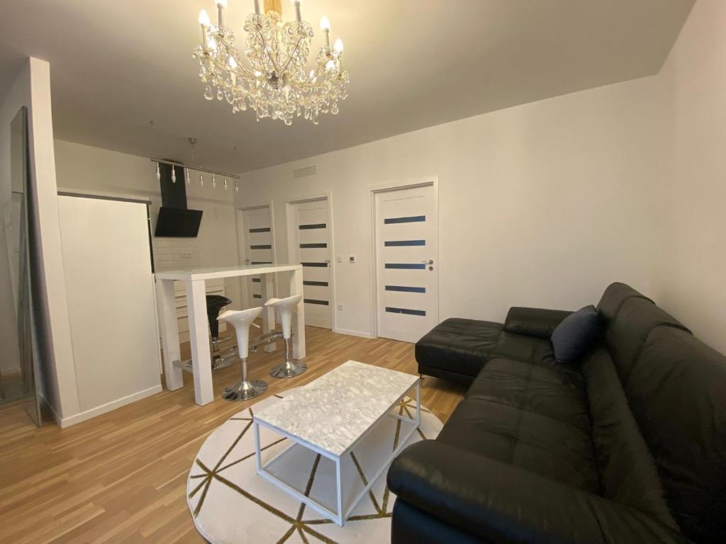 Vienna Luxury Dream Home - 17