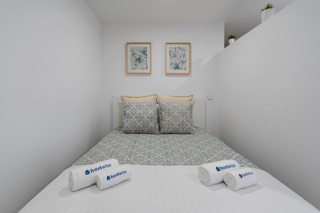 Enchanting Unique Flat - Ace Location - One-Bedroom Apartment