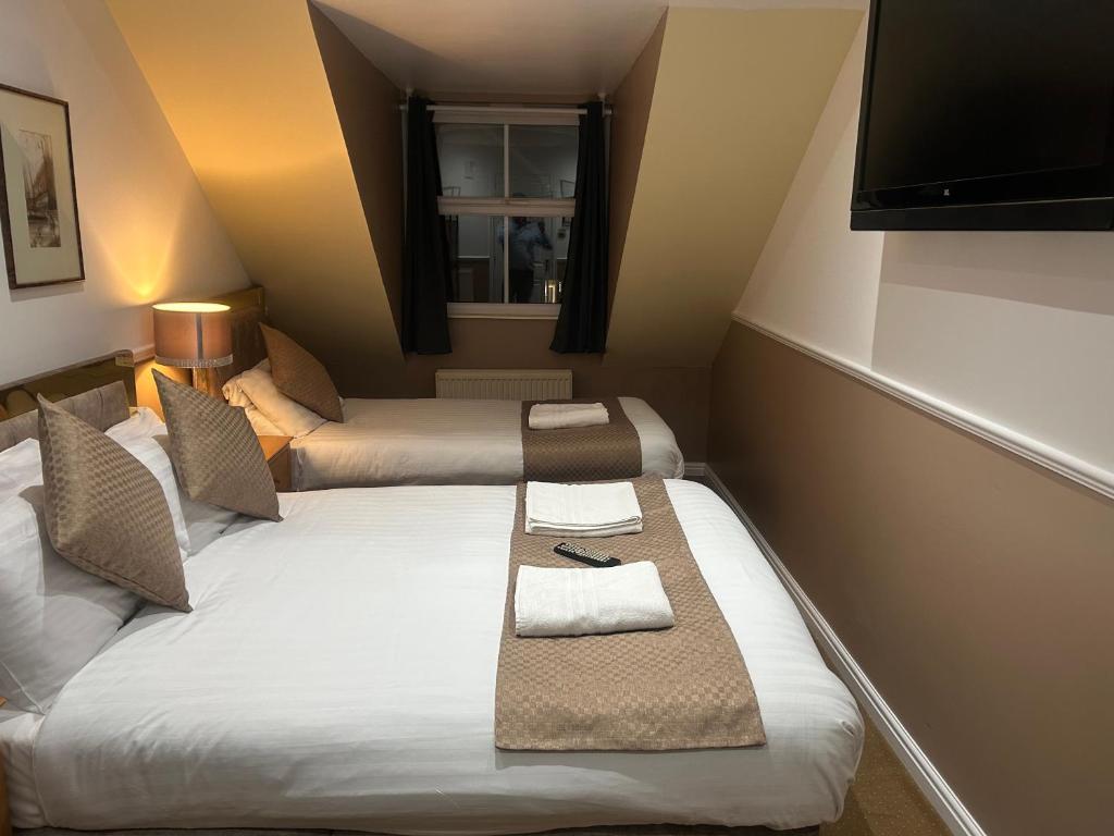 Arden Guest House B&B - NEC Birmingham - Birmingham Airport - Deluxe Double Or Twin Room