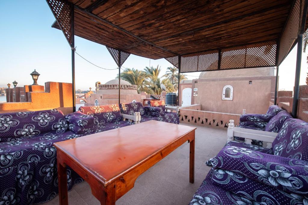 Posezení v ubytování villa al diwan luxor
