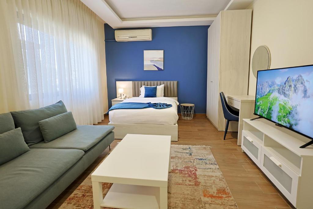 TV a/nebo společenská místnost v ubytování 46 Serviced Apartments