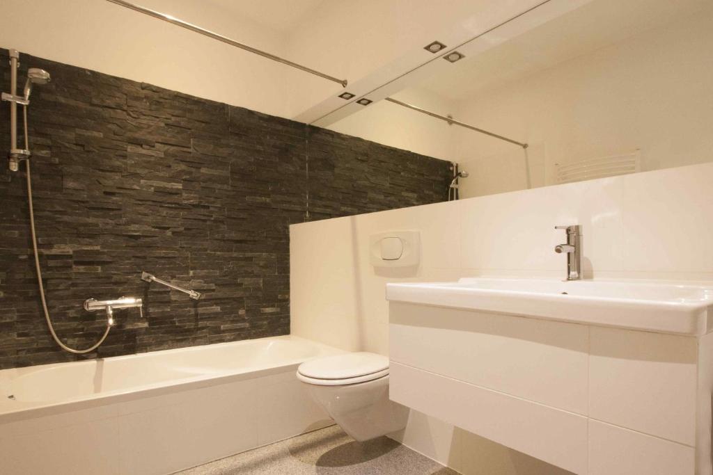 A bathroom at Appartements Christophorus