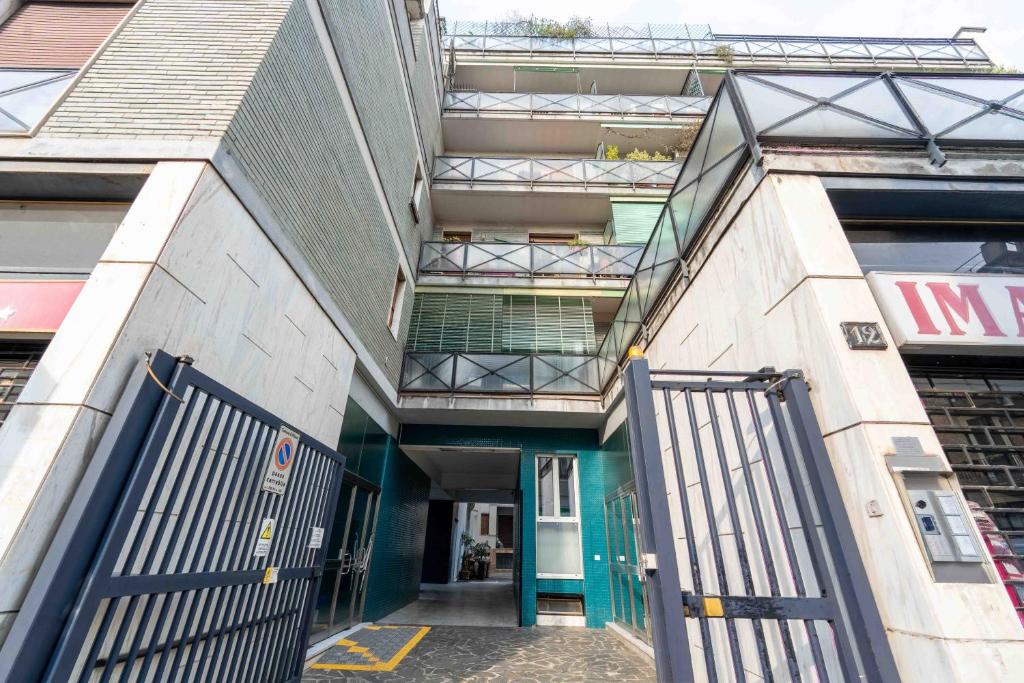 Budova, v ktorej sa apartmán nachádza