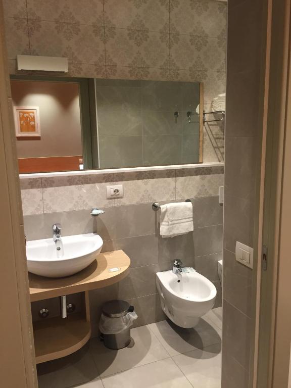 Koupelna v ubytování Hotel Liane Riccione