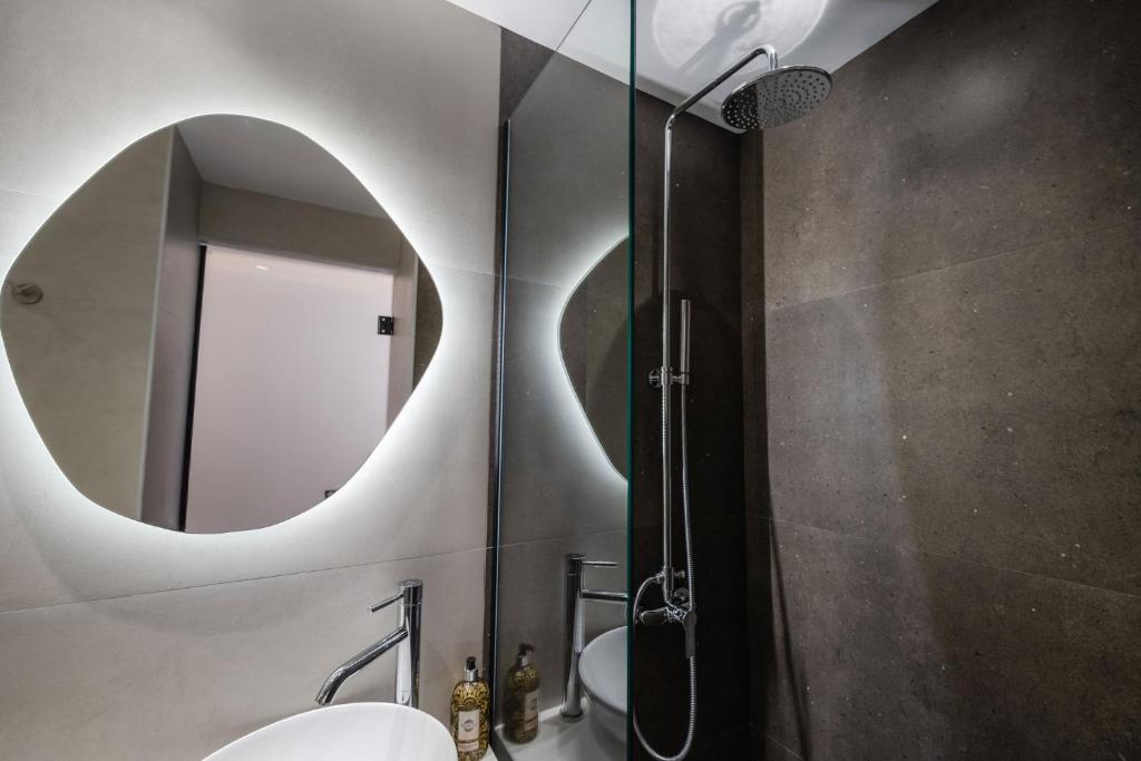 Kúpeľňa v ubytovaní Pontikonisi Hotel & Suites