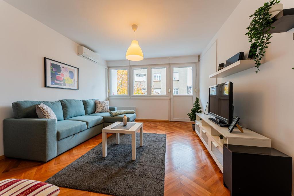 Flex SelfCheckIns 116 - Bedroom - New - Apartment - Loggia - Modern - WiFi
