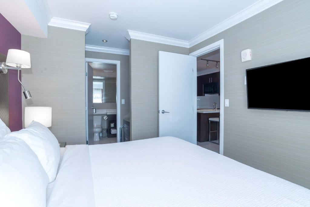 Sandman Signature Kamloops Hotel - Resim 25