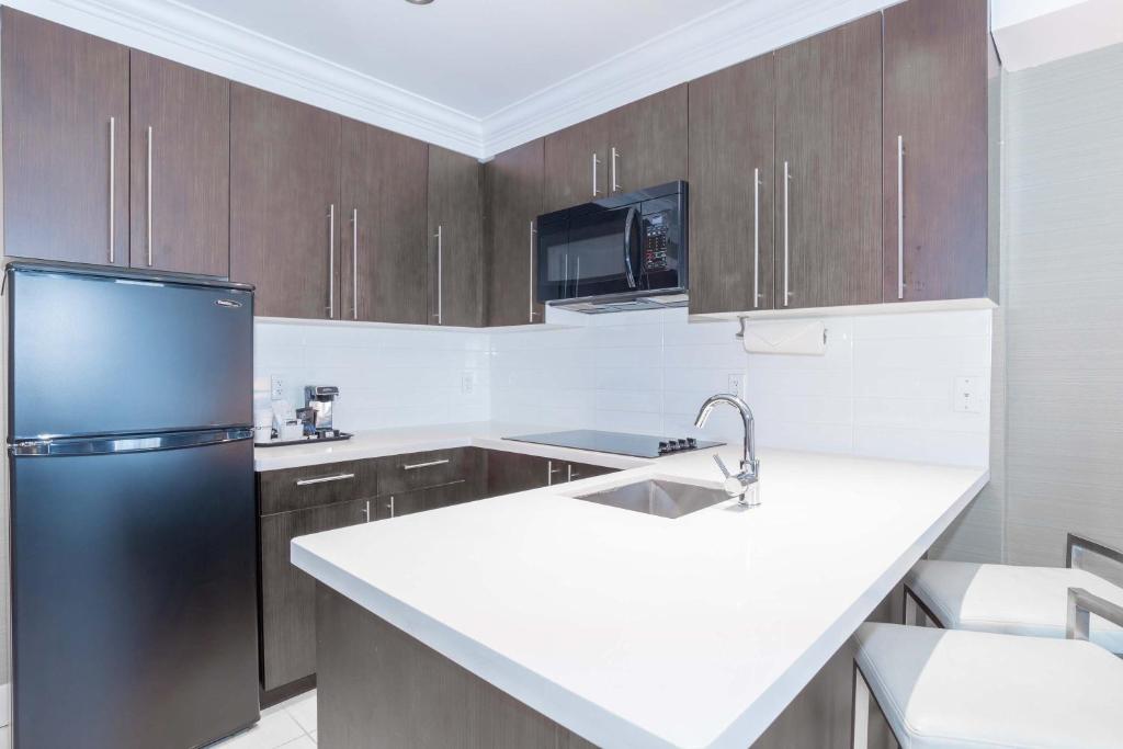 Sandman Signature Kamloops Hotel - Resim 26