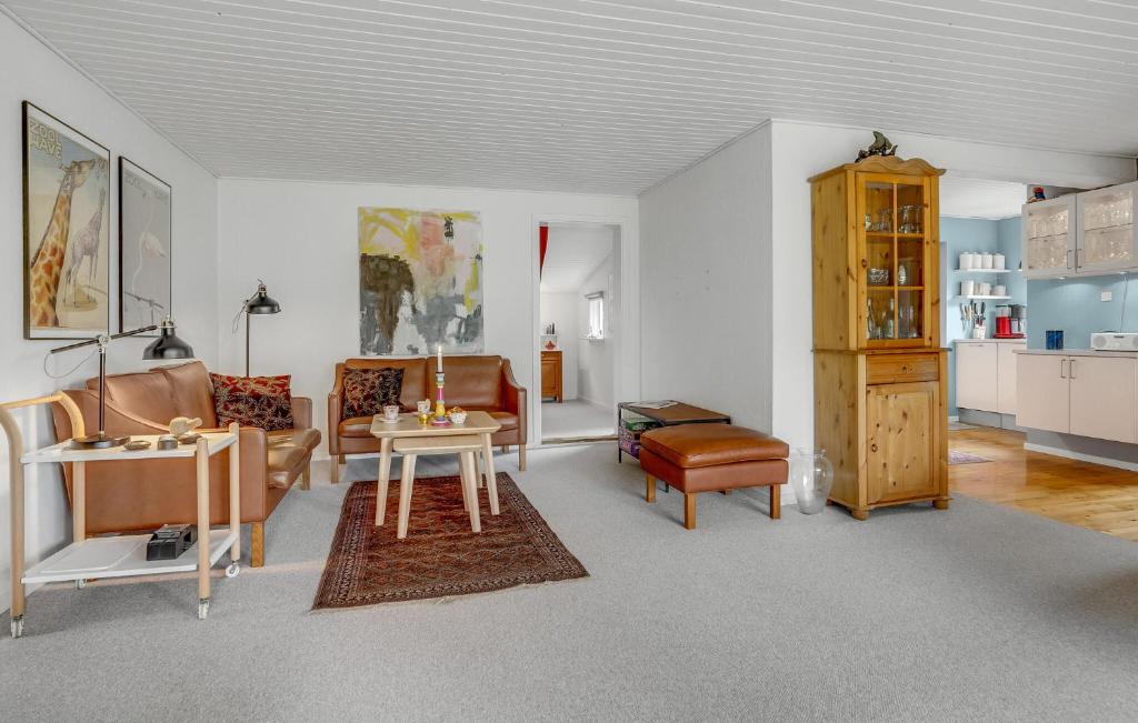 Nice Home In Hals With Wifi - Casa De Vacaciones De Tres Habitaciones