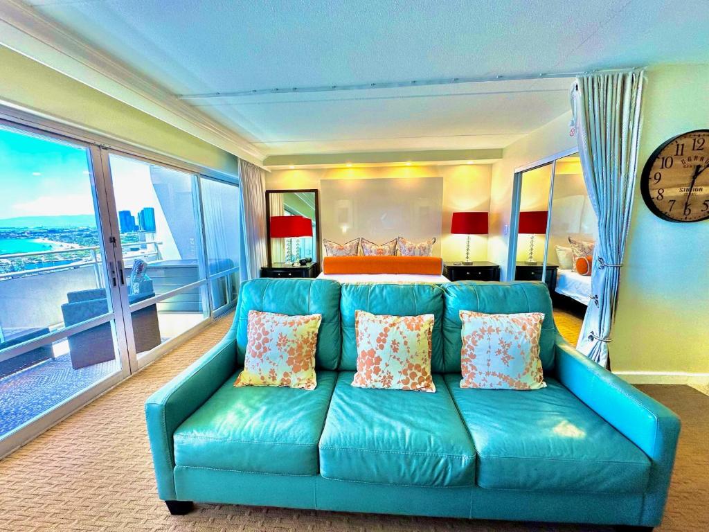 Posezení v ubytování Waikiki Beach Experience! Luxury OceanView Suite!