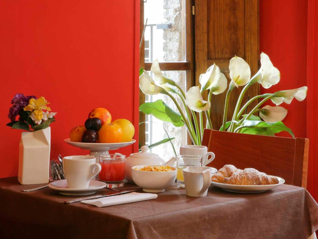 Hotel Properzio - Resim 14