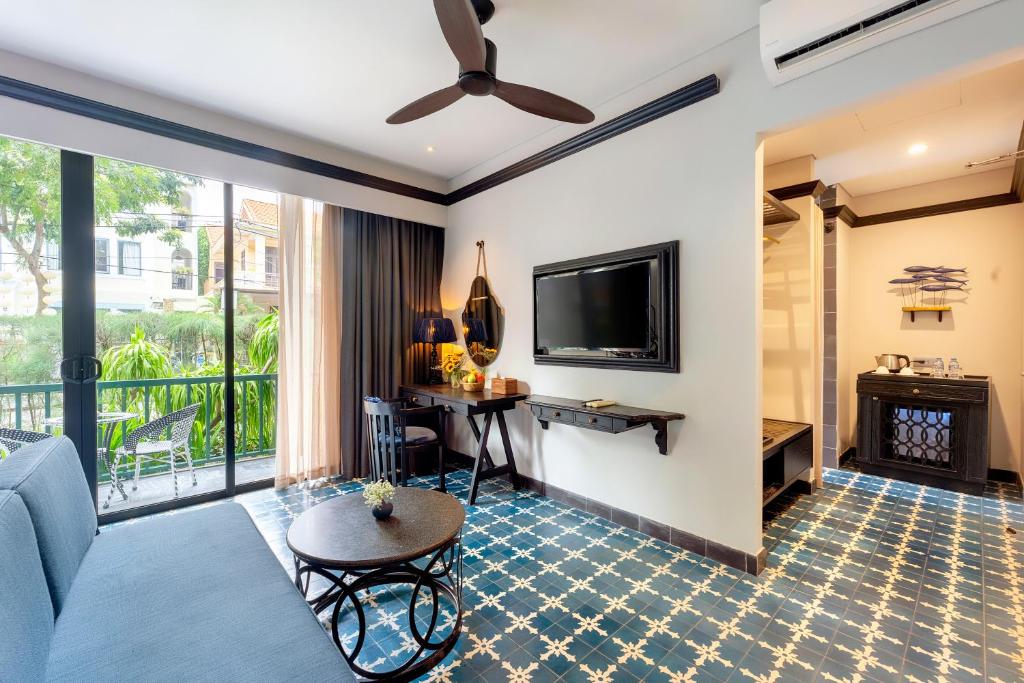 Phòng Deluxe Giường Đôi/2 Giường Đơn Nhìn Ra Thành Phố