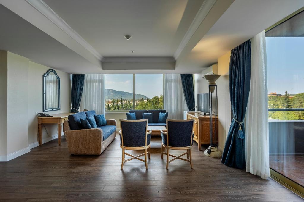 Posezení v ubytování Simena Comfort Hotel