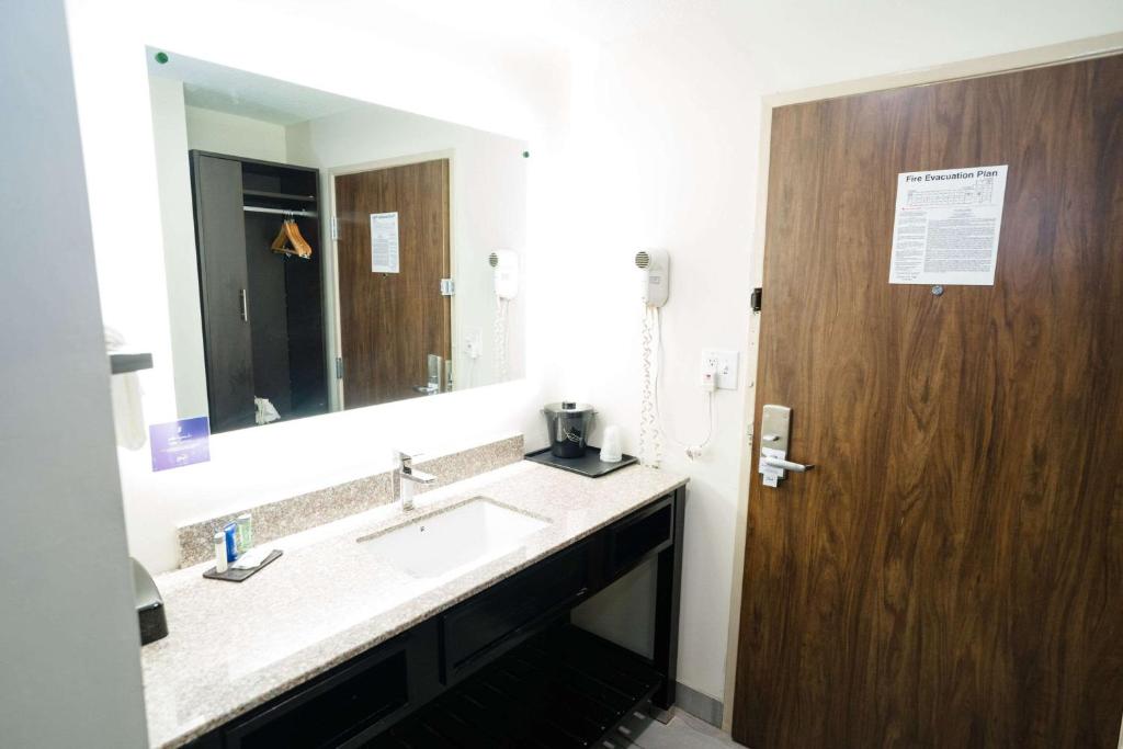 Sleep Inn & Suites West Knoxville photo