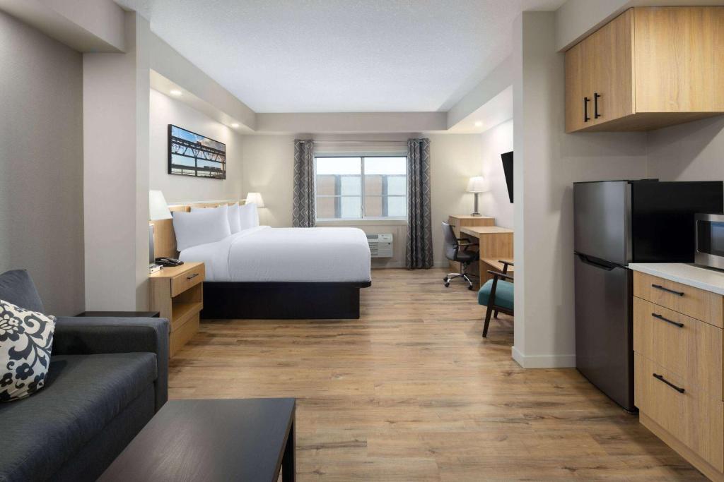 Baymont by Wyndham West Edmonton - Resim 4