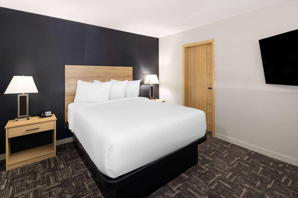 Baymont by Wyndham West Edmonton - Resim 23