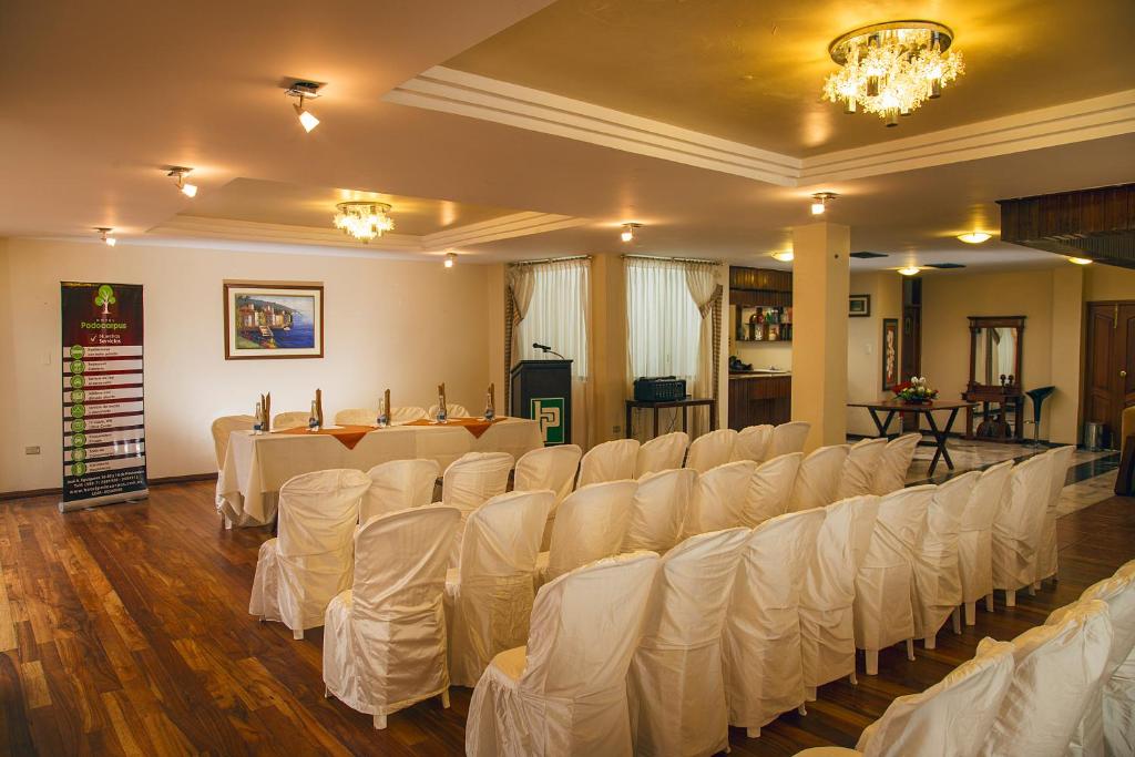 Posezení v ubytování Hotel Podocarpus