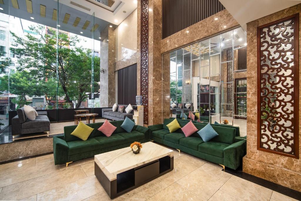 Posezení v ubytování Crystal hotel by Ha My