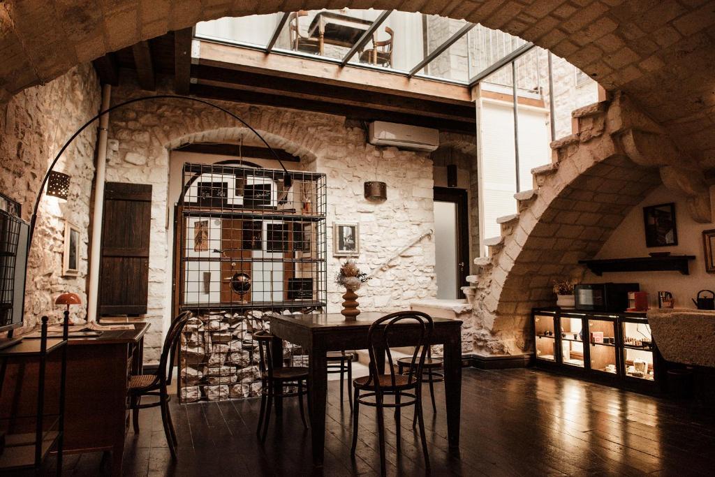 Χώρος καθιστικού στο V1 Loft Suite di design con tetto di vetro Business, Relax, Occasioni speciali