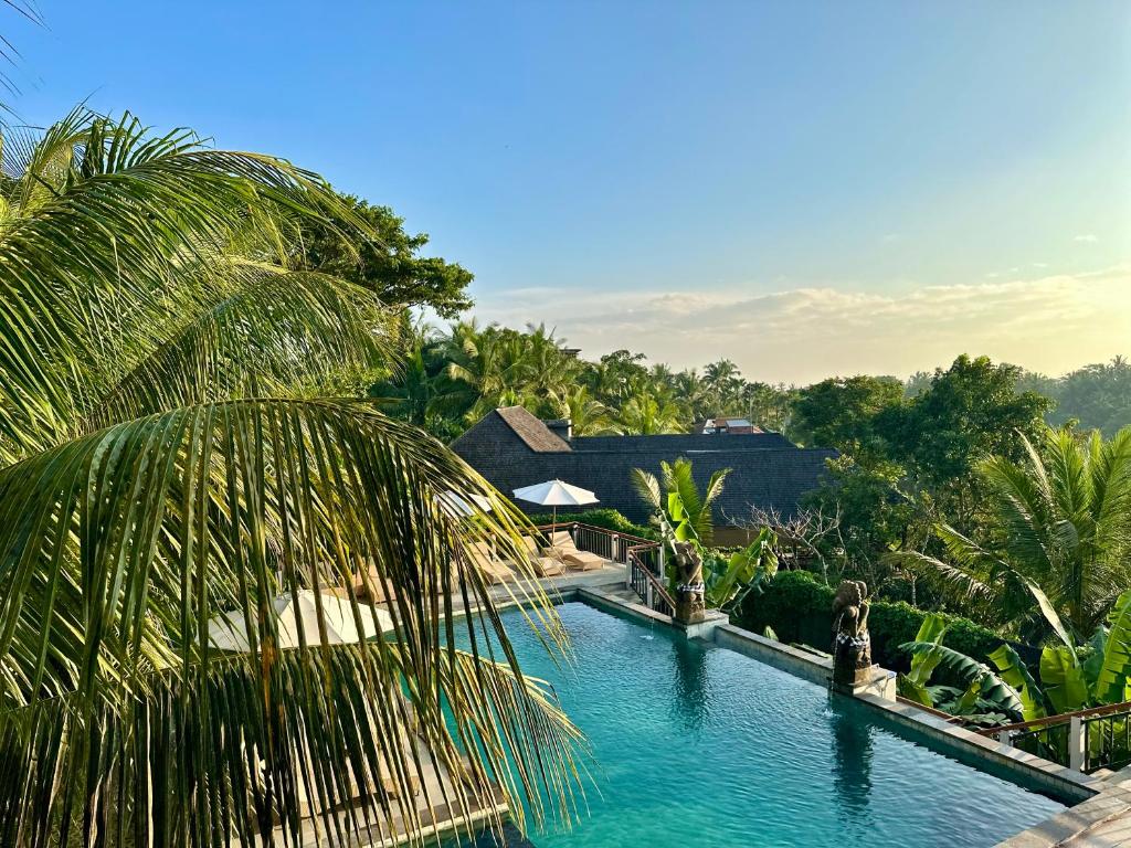 Bazén v ubytování Brata Cottage Ubud nebo v jeho okolí