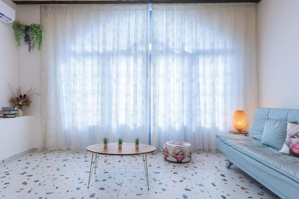 Postel nebo postele na pokoji v ubytování Marée Guest House