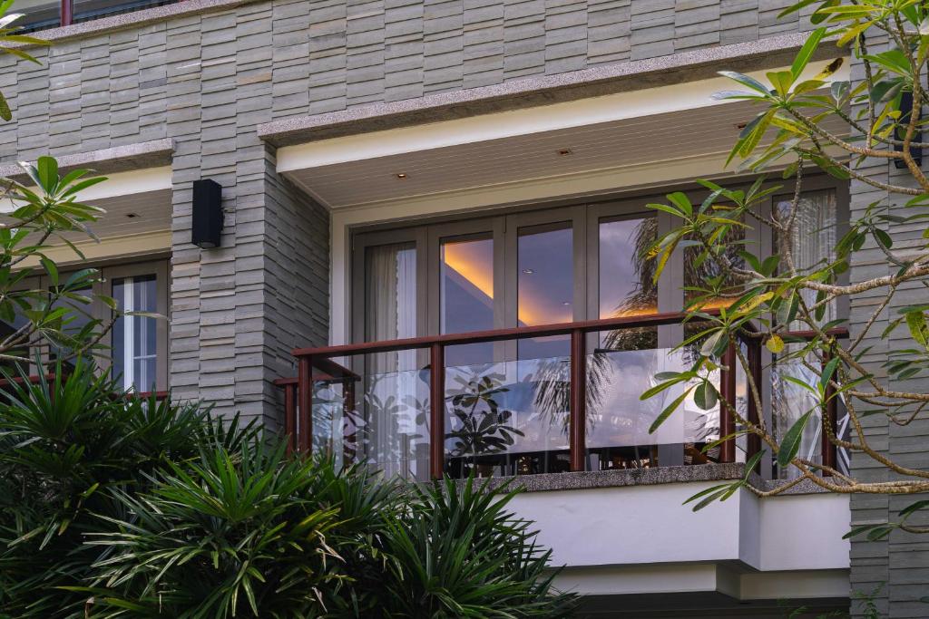Balkón nebo terasa v ubytování Beachfront luxury 2 bdr apartment by InDreams, Naithon Beach (говорим по русски)