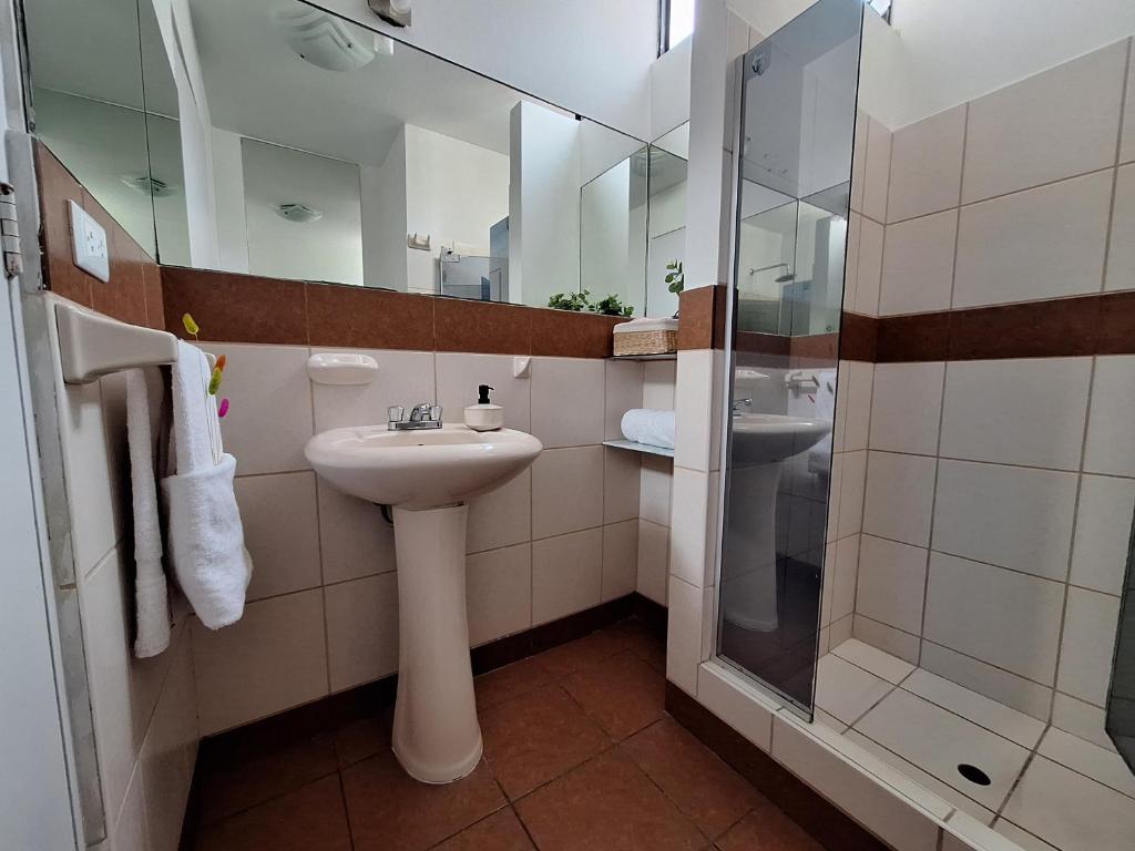 Koupelna v ubytování Habitación en departamento Compartido - La Paz 504