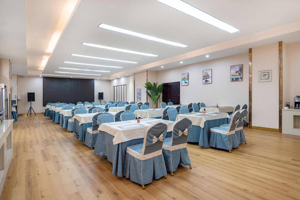 Restaurace v ubytování Dongguan Kai Benli International Hotel
