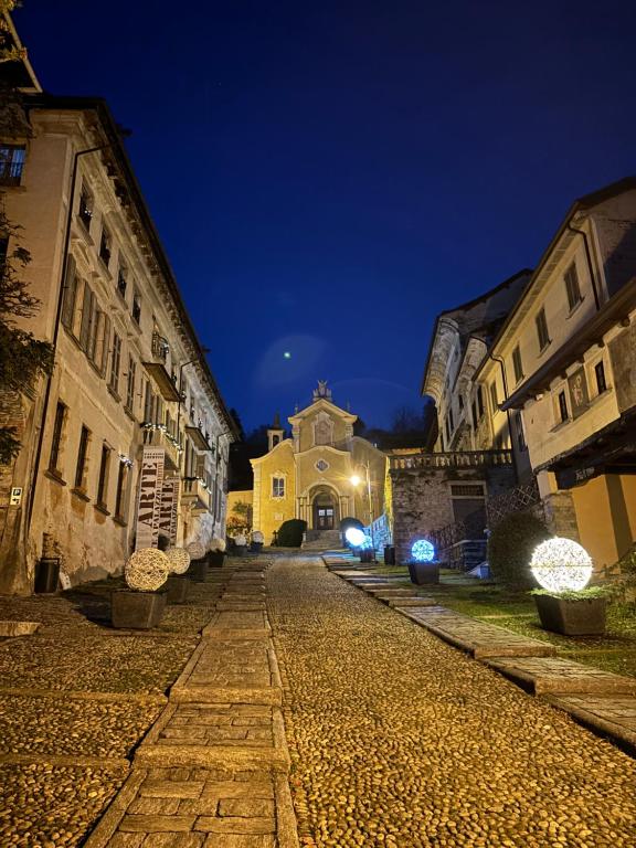 Budynek, w którym mieści się apartament