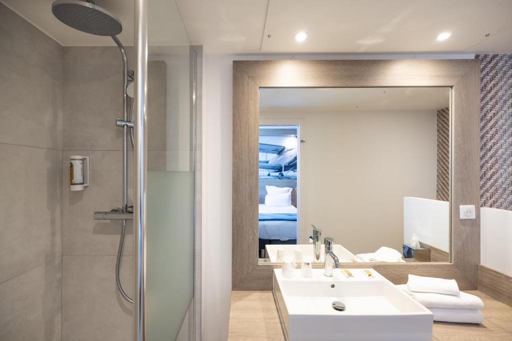 Koupelna v ubytování Best Western Saint Exupéry Eysines - Bordeaux Ouest