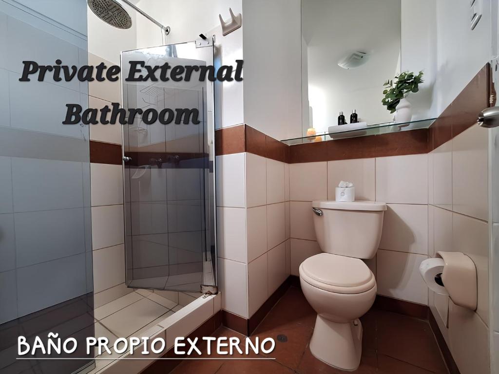 Koupelna v ubytování Habitación en departamento Compartido - La Paz 504