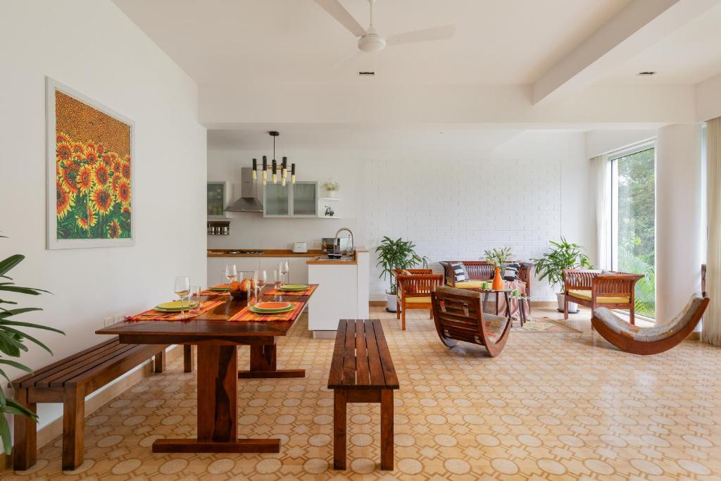 Posezení v ubytování El Rocio Estate 2bhk in Assagao 8 min away from Vagator