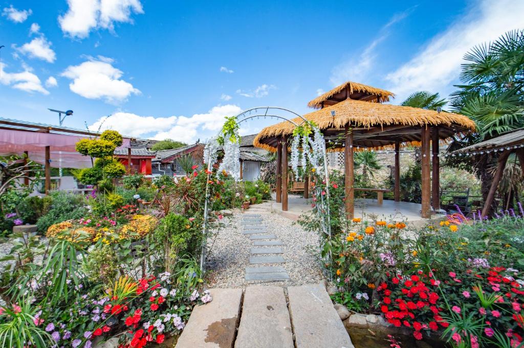 Zahrada ubytování 丽江云栖意景智能花园客栈