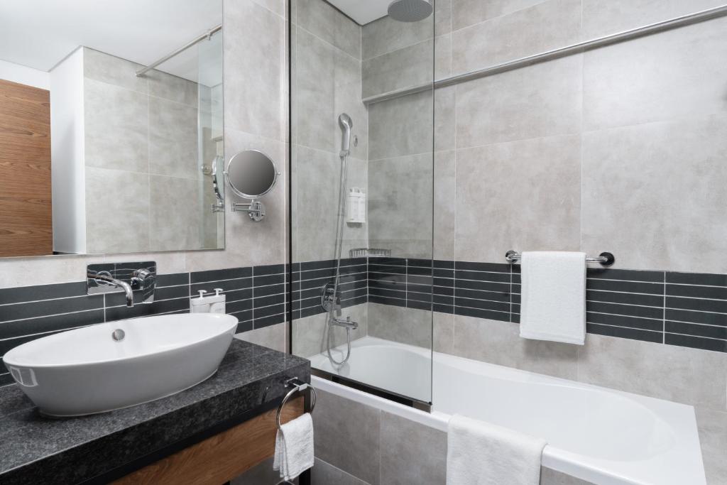 Vannituba majutusasutuses Hotel Avalon Dubai Jumeirah Village Circle