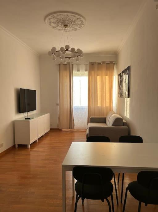 A casa di Leo