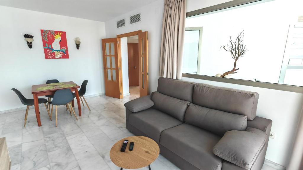 Posedenie v ubytovaní Skyline 5 Apartment with private balcony and nice views