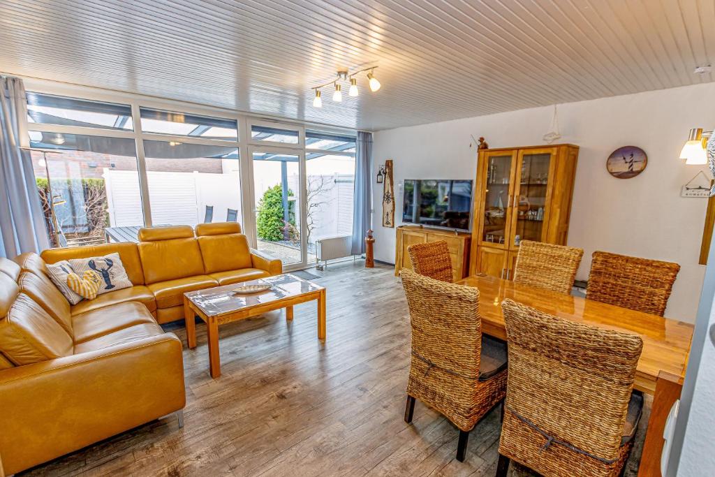 Μια τηλεόραση ή/και κέντρο ψυχαγωγίας στο Ferienhaus Seen-Sucht