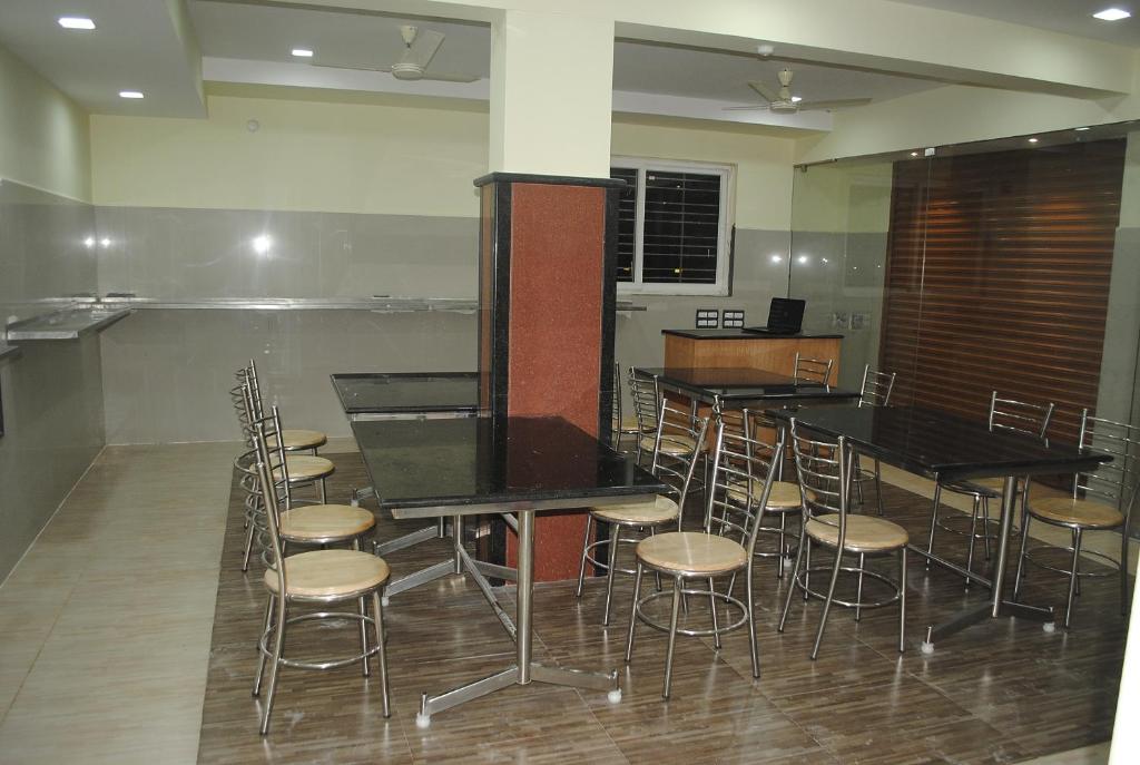 Kuchyň nebo kuchyňský kout v ubytování SSR Hotel