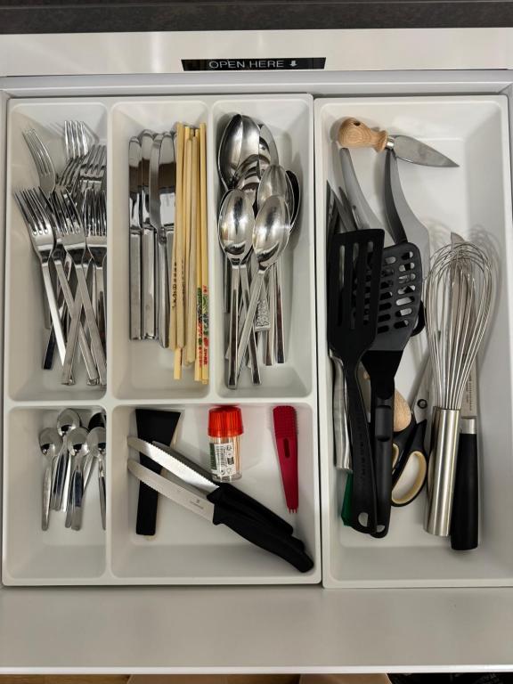 Cozy City Center, 4 bedroom- 120sq, 5min walk to Main Station - Resim 38