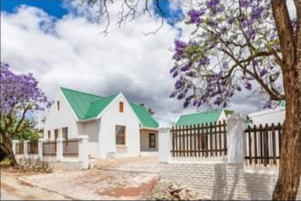 Karoo De Rust Cottages, De Rust (tarifs actualisés, 2025)
