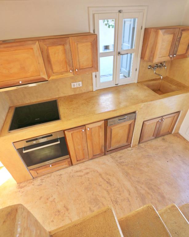 Kuchyň nebo kuchyňský kout v ubytování Folegandros Villas