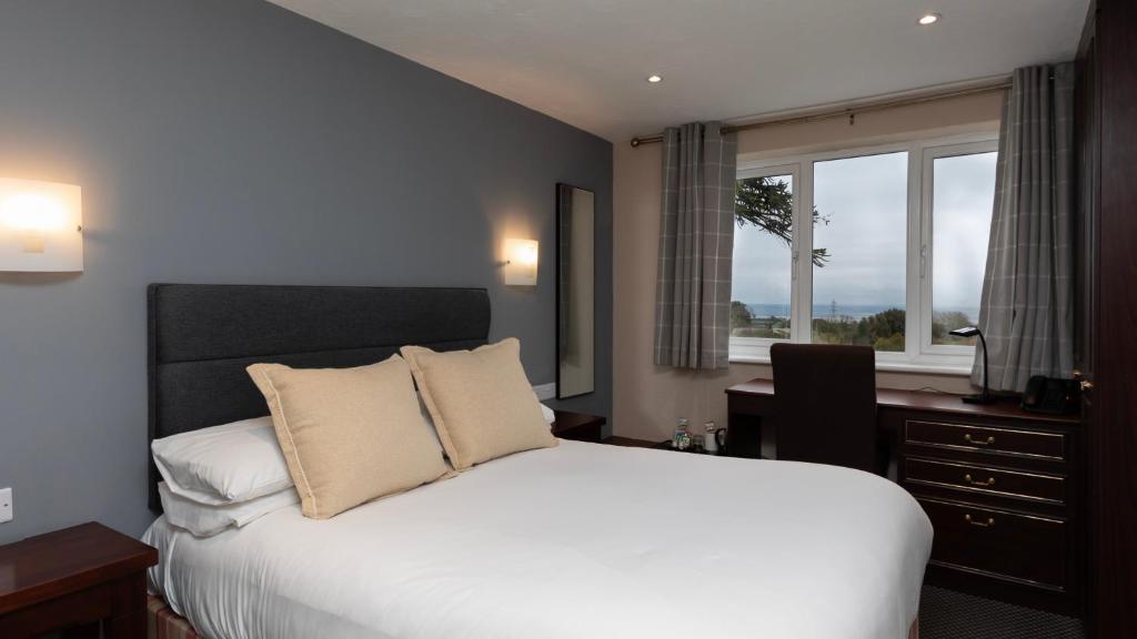 Springfield Hotel & Health Club - 