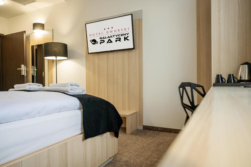 Hotel Dworski Galaktyczny Park - Resim 28