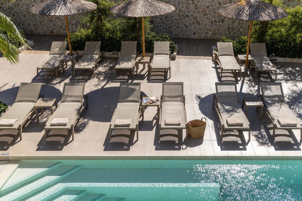 Basen w obiekcie Sun City Luxury Apartments lub w pobliżu