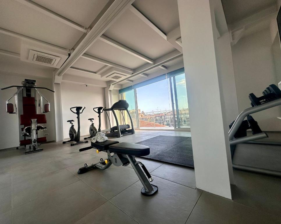 Posilňovňa alebo fitness centrum v ubytovaní Hotel Malavoglia