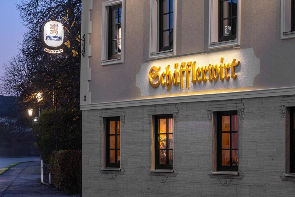 Certifikát, hodnocení, plakát nebo jiný dokument vystavený v ubytování Hotel Schäfflerwirt